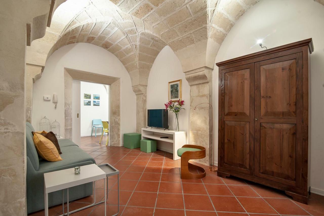 Goodstay Corte Del Vescovo Lecce Exterior photo
